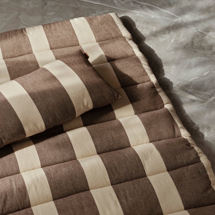Ferm Living - Strand gesteppte Matratze