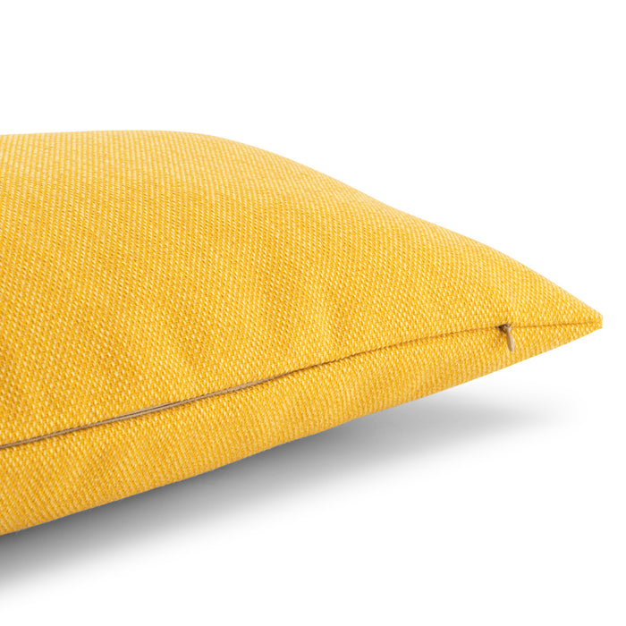 FÉST - Eli Kissen | 30 x 60 cm / warm yellow