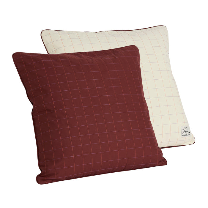 HAY - Dori Kissen | maroon