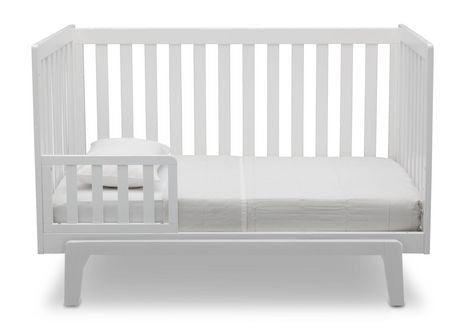 Jasmine 3-1 Convertible Crib | All-White