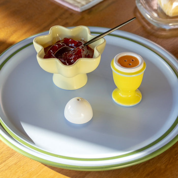 &amp;klevering - Salz- und Pfefferstreuer Egg | gelb