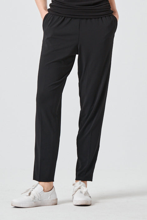 Matte Jersey Slim Pants - Black