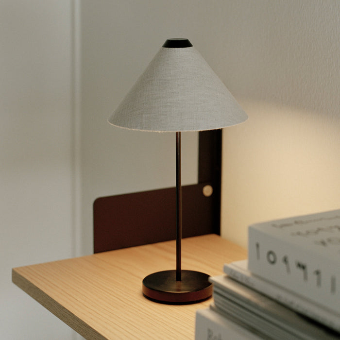 New Works - Brolly Portable LED Tischleuchte