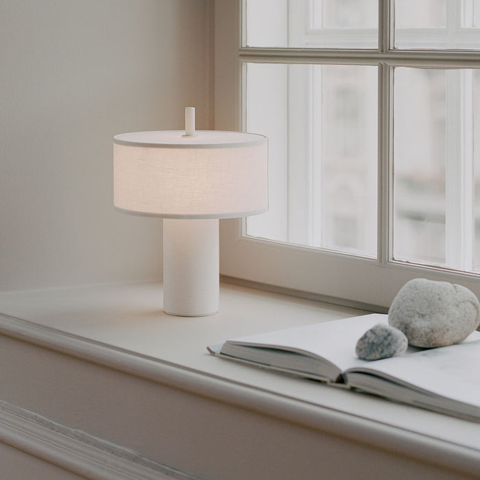 New Works - Margin Portable LED Tischleuchte | weiß