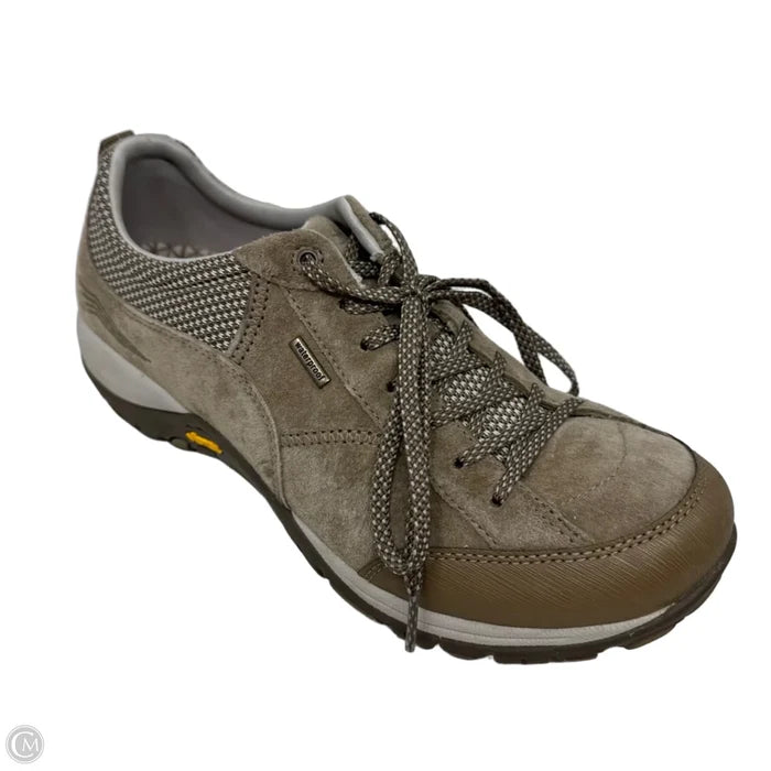 Paisley Waterproof Shoes Sneakers By Dansko In Taupe, Size: 9.5 (40)