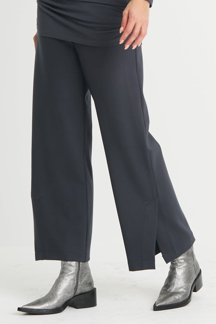 Scuba Side Slit Pants - Obsidian