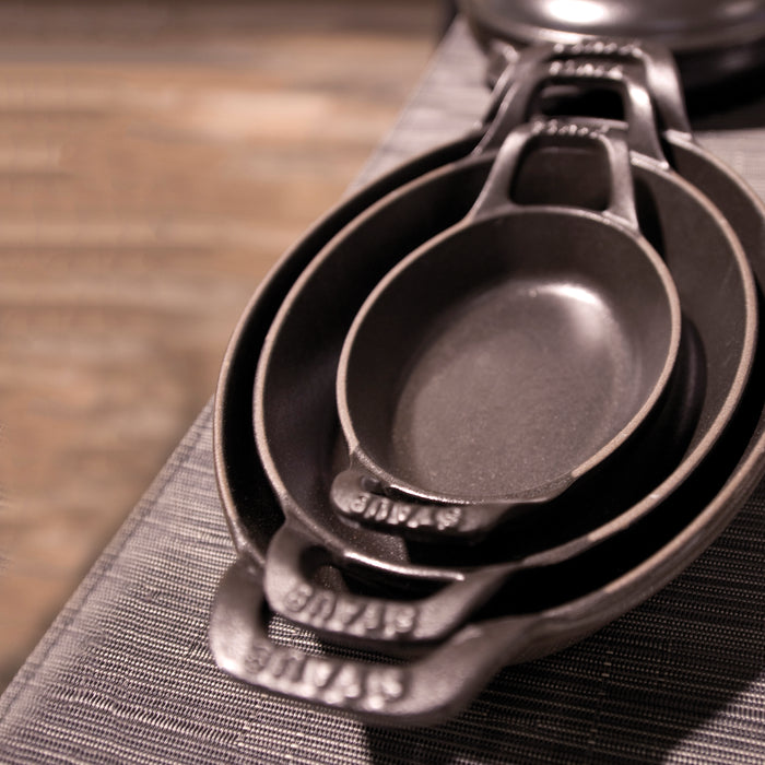 Staub Cast Iron 12.5" x 9" Matte Black Oval Au Gratin